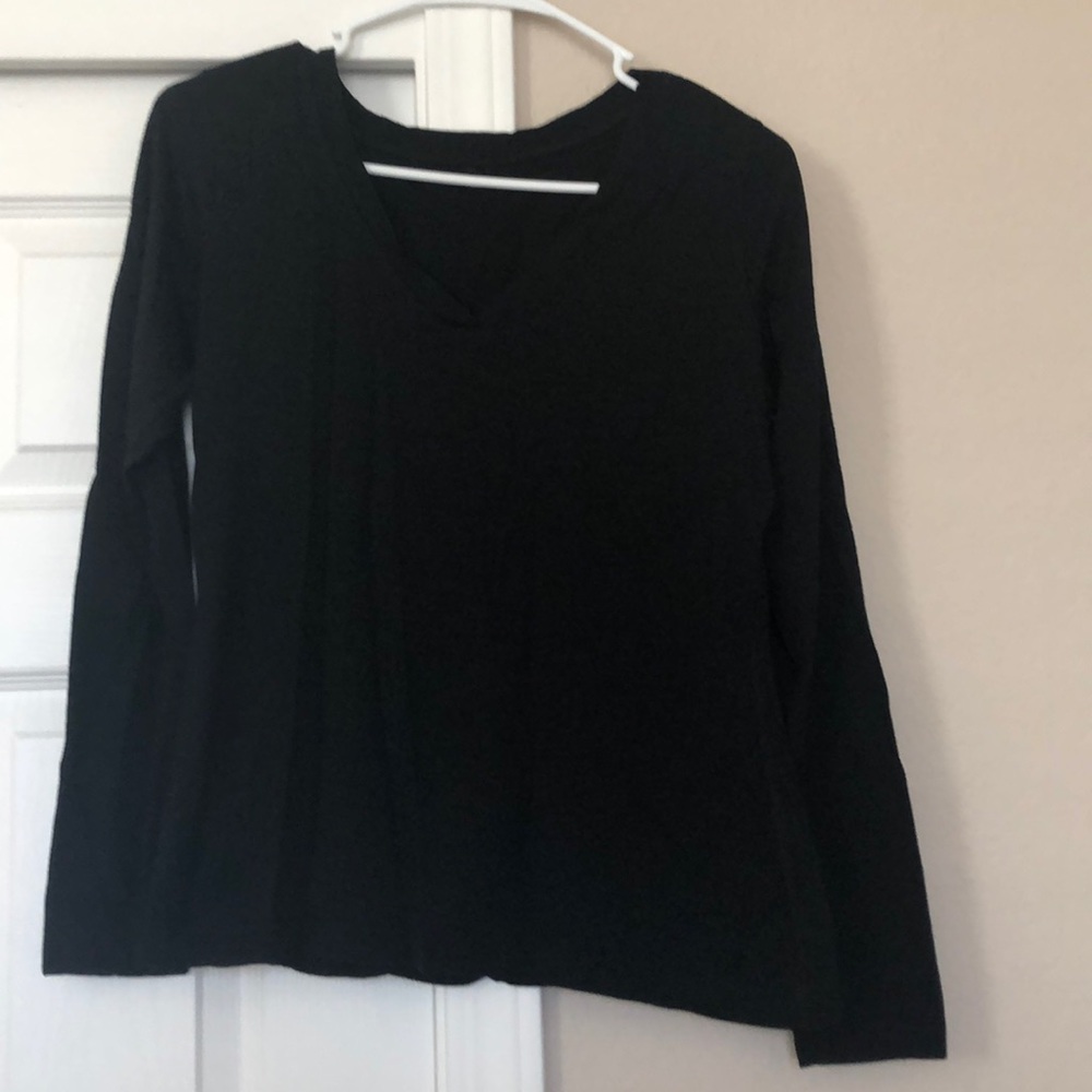 100% Merino wool long sleeve tee